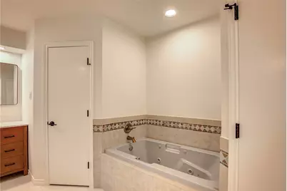 307 Oakmont Drive, Trophy Club, TX 76262 - Photo 23