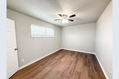 808 Blaylock Drive, Dallas, TX 75203 - Photo 13