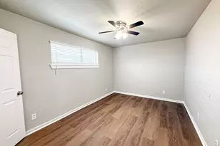 808 Blaylock Dr, Dallas, TX 75203 - Photo 13