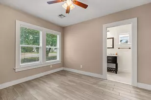 515 W 6th St, McGregor, TX 76657 - Photo 17
