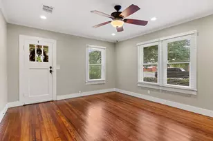 515 W 6th St, McGregor, TX 76657 - Photo 5
