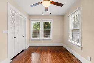 515 W 6th St, McGregor, TX 76657 - Photo 15