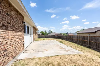 649 Eagle Drive, DeSoto, TX 75115 - Photo 23