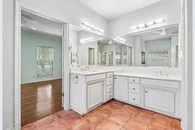 824 Havenwood Lane S, Fort Worth, TX 76112 - Photo 19