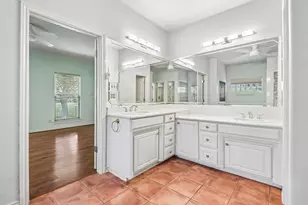 824 Havenwood Ln S, Fort Worth, TX 76112 - Photo 19