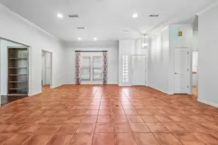 824 Havenwood Ln S, Fort Worth, TX 76112 - Photo 7
