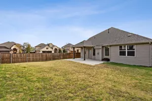1833 Meadow Trail Ln, Aubrey, TX 76227 - Photo 27