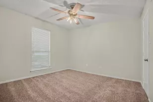 4715 Burning Springs Dr, Arlington, TX 76017 - Photo 13