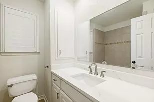 301 Old York Rd, Irving, TX 75063 - Photo 19