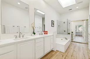 301 Old York Rd, Irving, TX 75063 - Photo 17