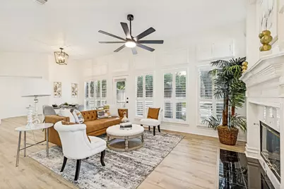 301 Old York Road, Irving, TX 75063 - Photo 3