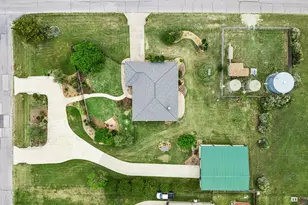 1901 Saw Tooth Ct, Haslet, TX 76052 - Photo 3