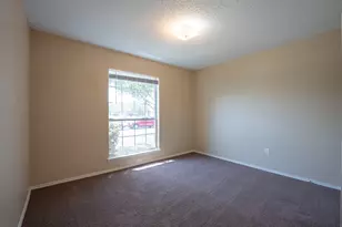 3316 Knoll Tr, Balch Springs, TX 75180 - Photo 7