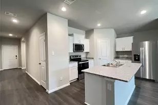 1416 Dillard Creek Dr, Fort Worth, TX 76247 - Photo 3
