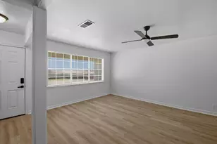 1509 Robin Dr, Sherman, TX 75092 - Photo 11