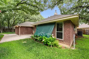 2403 Oak Shadow Ct, Arlington, TX 76017 - Photo 35
