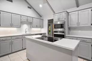 2403 Oak Shadow Ct, Arlington, TX 76017 - Photo 13