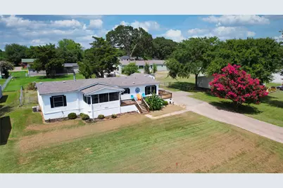 10245 Northlake Circle, Kemp, TX 75143 - Photo 1