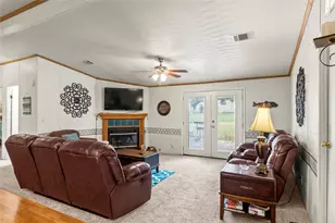 10245 Northlake Circle, Kemp, TX 75143 - Photo 5