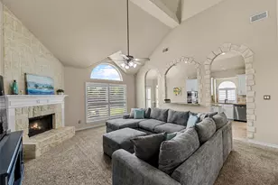 821 Redbud Dr, Allen, TX 75002 - Photo 3