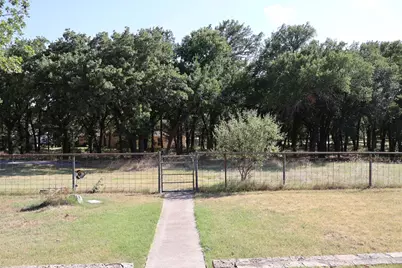 4315 Waples Road, Granbury, TX 76049 - Photo 15