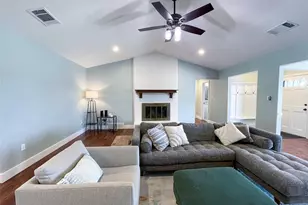 112 Overcrest Dr, Benbrook, TX 76126 - Photo 31