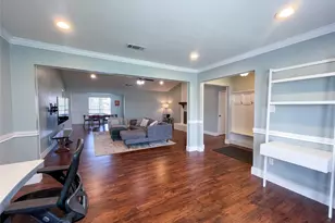 112 Overcrest Dr, Benbrook, TX 76126 - Photo 9