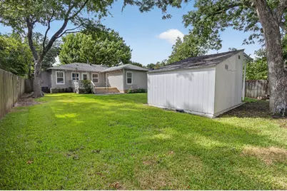 9518 Biscayne Boulevard, Dallas, TX 75218 - Photo 29
