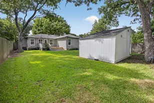 9518 Biscayne Blvd, Dallas, TX 75218 - Photo 29