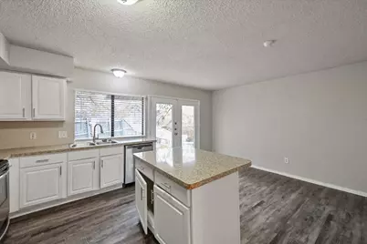 3505 Rush Springs Drive, Arlington, TX 76016 - Photo 5