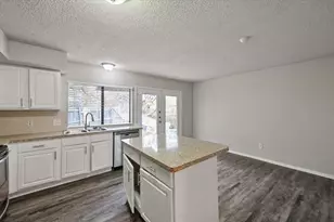 3505 Rush Springs Dr, Arlington, TX 76016 - Photo 5