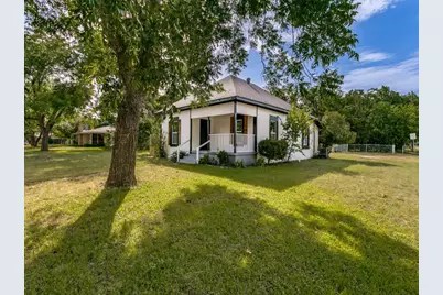 800 Euclid Street, Cleburne, TX 76033 - Photo 1