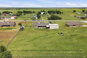171 Ridge Top Dr, Decatur, TX 76234 - Photo 35