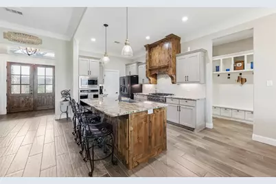 140 Clayton Crossing, Springtown, TX 76082 - Photo 9