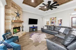 140 Clayton Xing, Springtown, TX 76082 - Photo 5