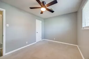 2117 N Duke Dr, Sherman, TX 75090 - Photo 13