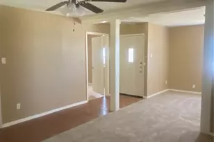 748 Chalk Hill Ln, DeSoto, TX 75115 - Photo 3