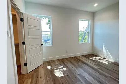 3908 Rochelle Drive, Dallas, TX 75220 - Photo 33