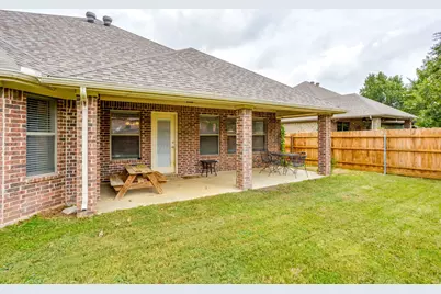 812 Valley Ridge Road, Burleson, TX 76028 - Photo 37