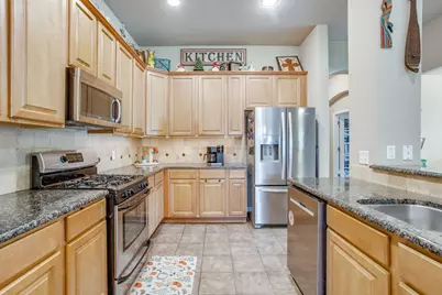 812 Valley Ridge Road, Burleson, TX 76028 - Photo 17