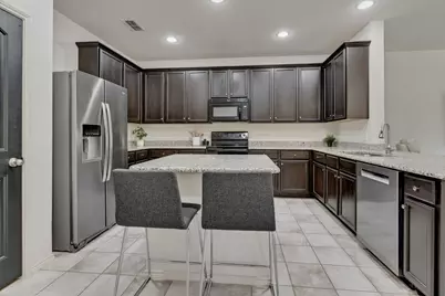5005 Marina Drive, Denton, TX 76208 - Photo 9