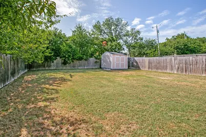 805 N Ridge Drive, White Settlement, TX 76108 - Photo 25