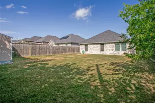 805 N Ridge Dr, White Settlement, TX 76108 - Photo 23