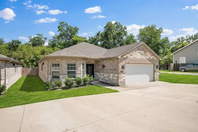 899 E Jefferson Street, Van Alstyne, TX 75495 - Photo 3