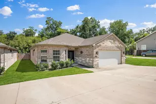899 E Jefferson St, Van Alstyne, TX 75495 - Photo 3