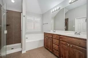 14900 Frisco Ranch Dr, Little Elm, TX 75068 - Photo 15