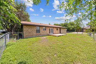 1 Cliffside Dr, Morgans Point Resort, TX 76513 - Photo 27
