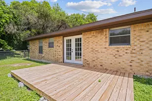 1 Cliffside Dr, Morgans Point Resort, TX 76513 - Photo 29