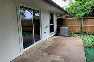 13652 Flagstone Ln, Dallas, TX 75240 - Photo 17