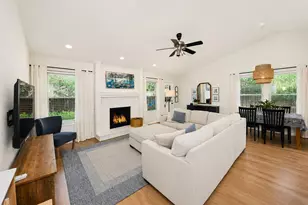 1119 Normandy Dr, Grapevine, TX 76051 - Photo 5